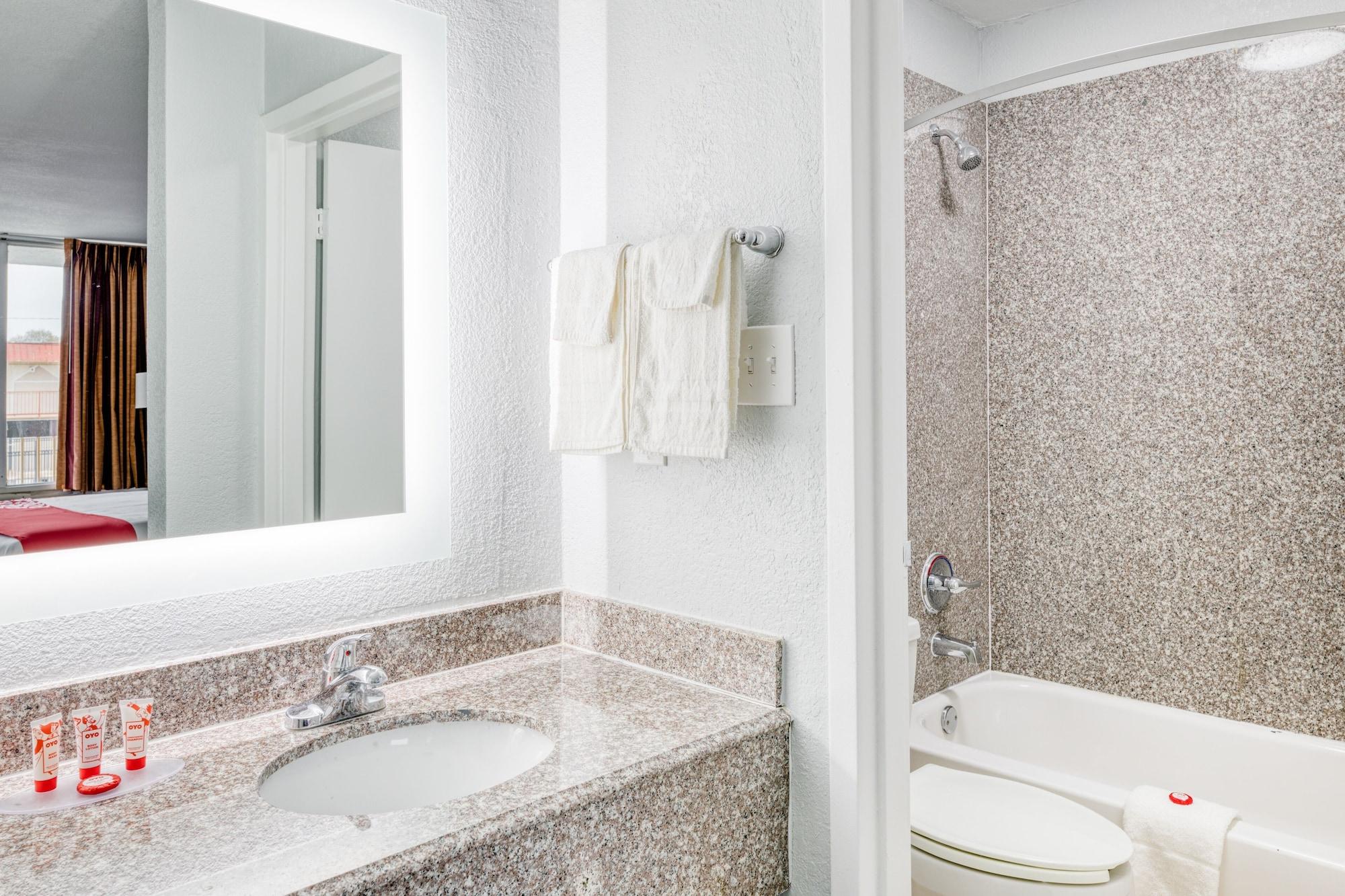 Hotel Elev8 คอนโร ภายนอก รูปภาพ